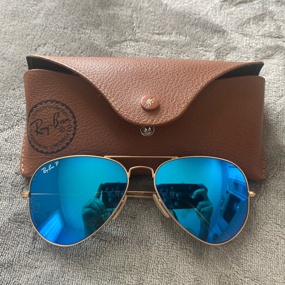 Polarized Ray-Ban Aviator Sunglasses